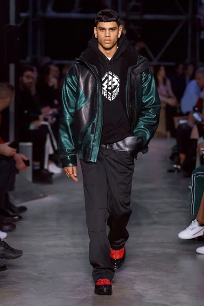 Look 41